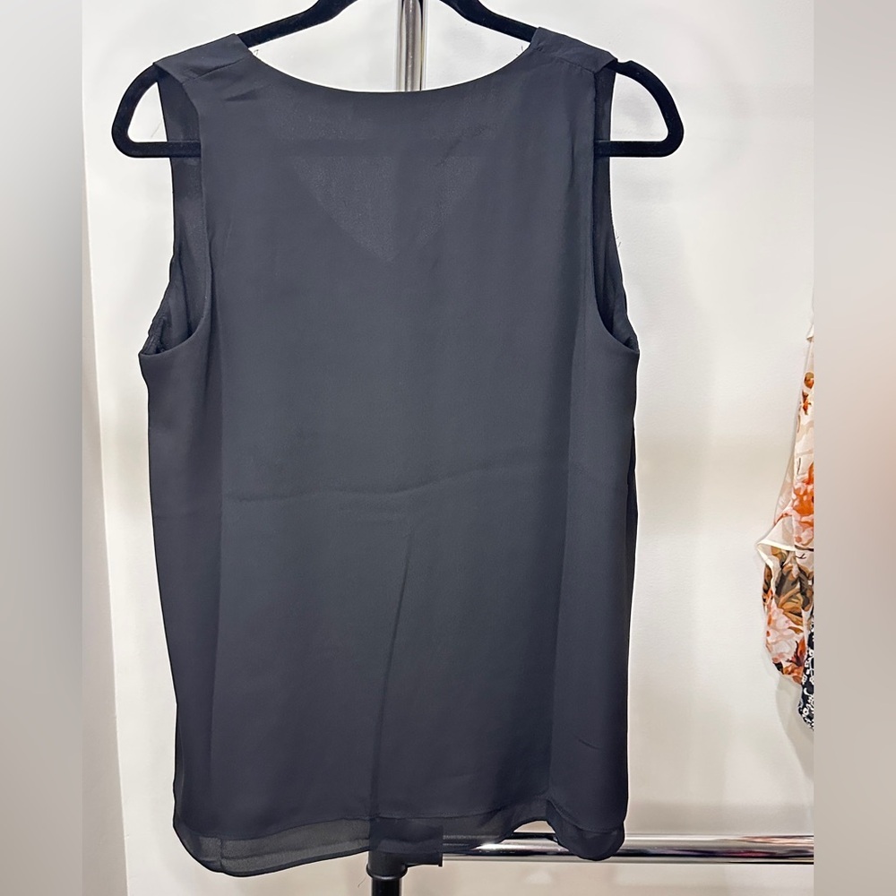 Tabitha Webb Black Sleeveless Blouse with Relaxed Fit and V-Neckline, M - Picture 5 of 5